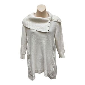 White House Black Market Elegant Off White Sweater Button Detail Size M Classic